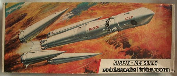 Airfix 1/144 Vostok - Sputnik - Soyuz Modified R7, SK702 plastic model kit